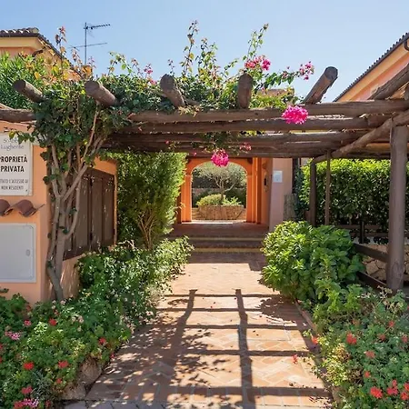House In With Swimming Pool 2 Km From The Sea * Murta Maria