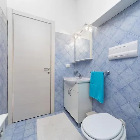Holiday home House In With Swimming Pool 2 Km From The Sea