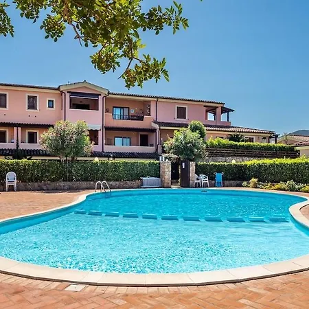 Holiday home House In With Swimming Pool 2 Km From The Sea *