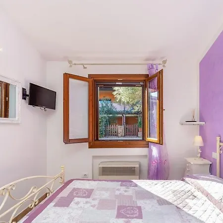 House In With Swimming Pool 2 Km From The Sea * Murta Maria